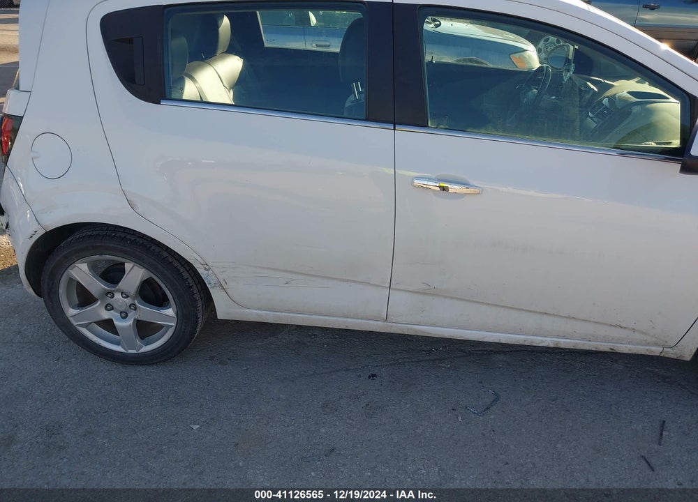 2015 CHEVROLET SONIC VIN: 1G1JE6SB8F4206104