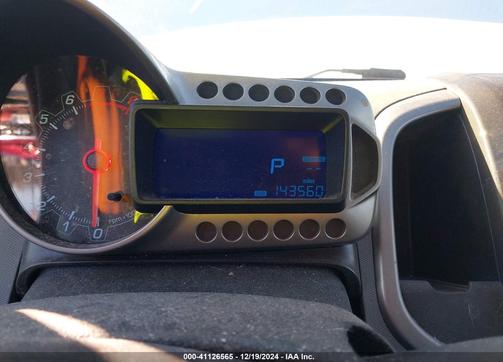 2015 CHEVROLET SONIC VIN: 1G1JE6SB8F4206104