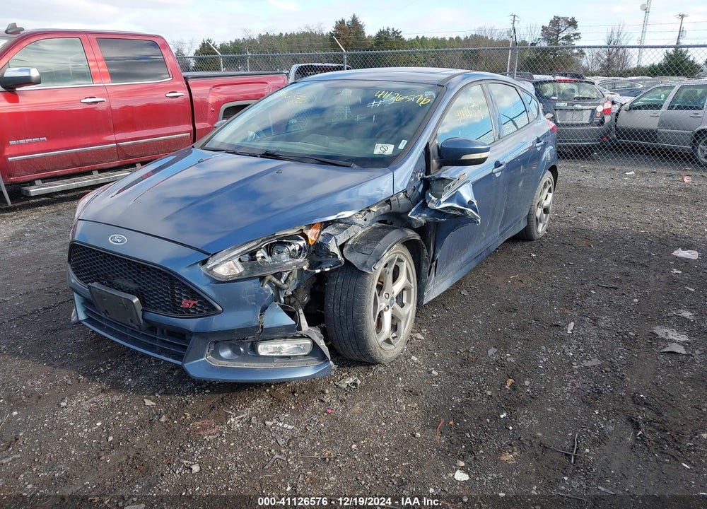 2018 FORD FOCUS VIN: 1FADP3L94JL205495