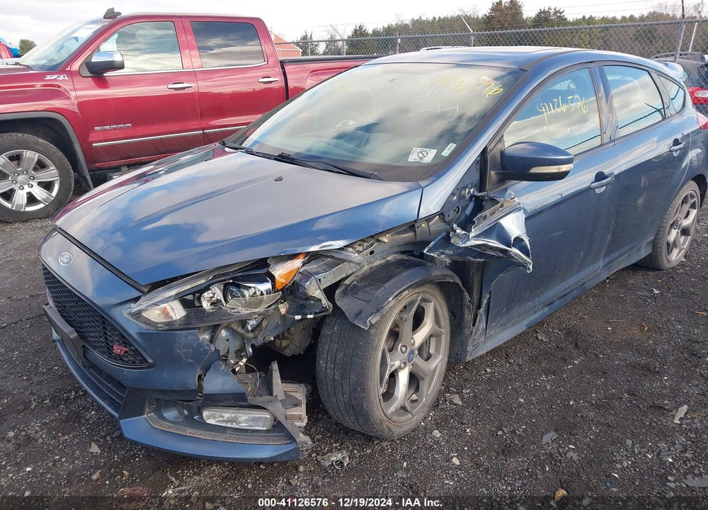 2018 FORD FOCUS VIN: 1FADP3L94JL205495