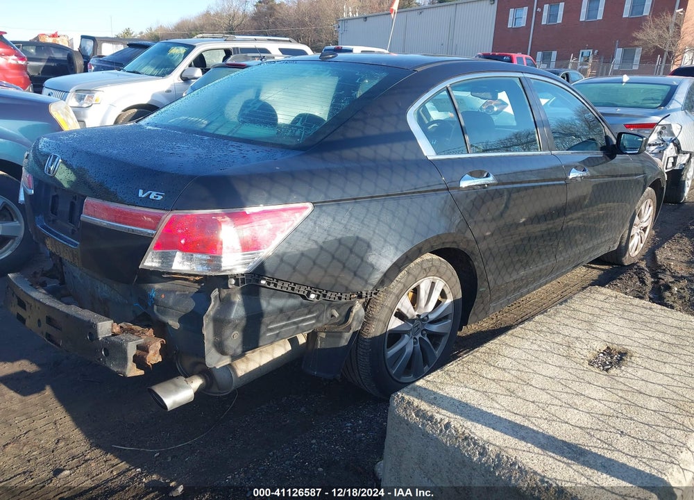 2011 HONDA ACCORD VIN: 1HGCP3F8XBA013733
