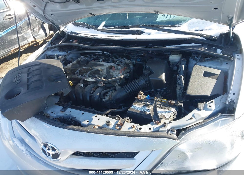 2011 TOYOTA COROLLA LE VIN: 2T1BU4EE3BC552142