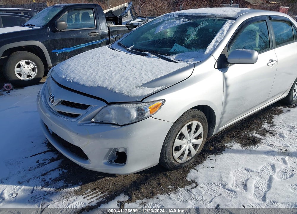 2011 TOYOTA COROLLA LE VIN: 2T1BU4EE3BC552142