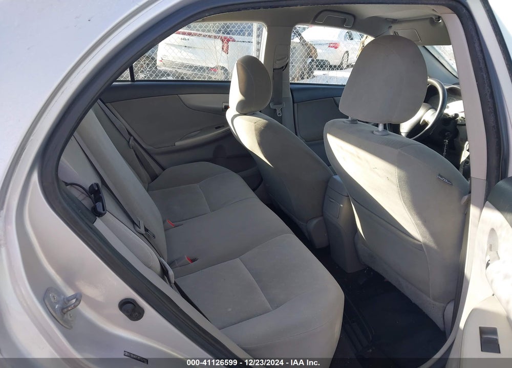 2011 TOYOTA COROLLA LE VIN: 2T1BU4EE3BC552142
