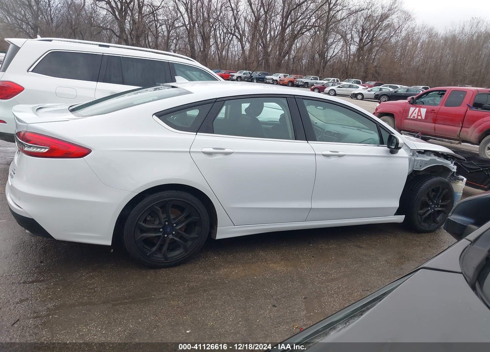 2019 FORD FUSION SE VIN: 3FA6P0HD3KR215586