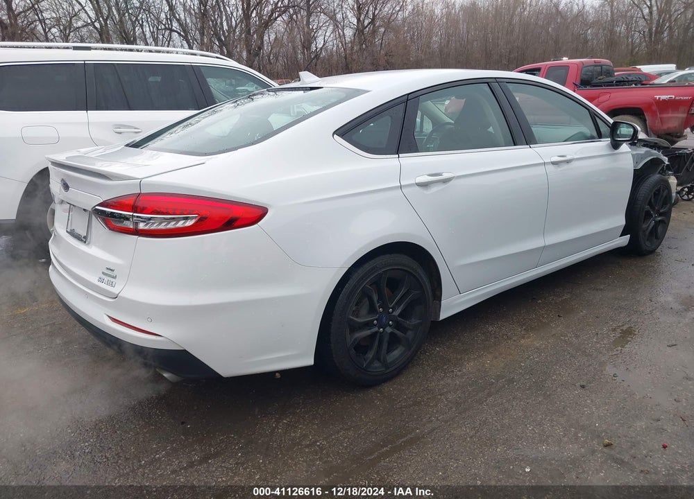 2019 FORD FUSION SE VIN: 3FA6P0HD3KR215586