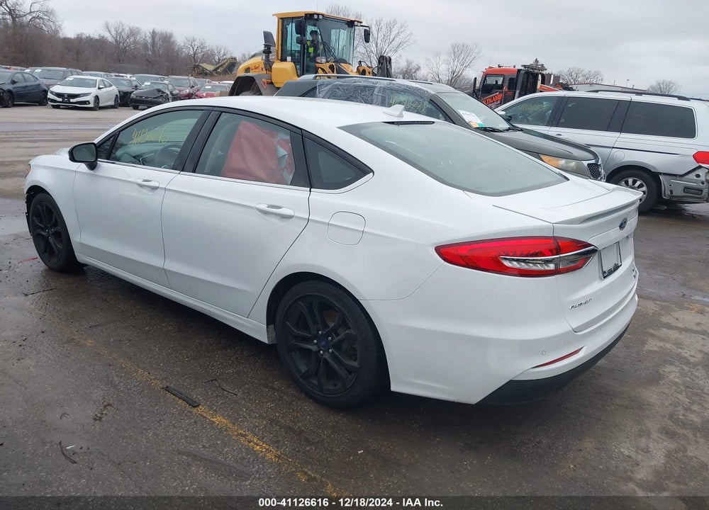 2019 FORD FUSION SE VIN: 3FA6P0HD3KR215586