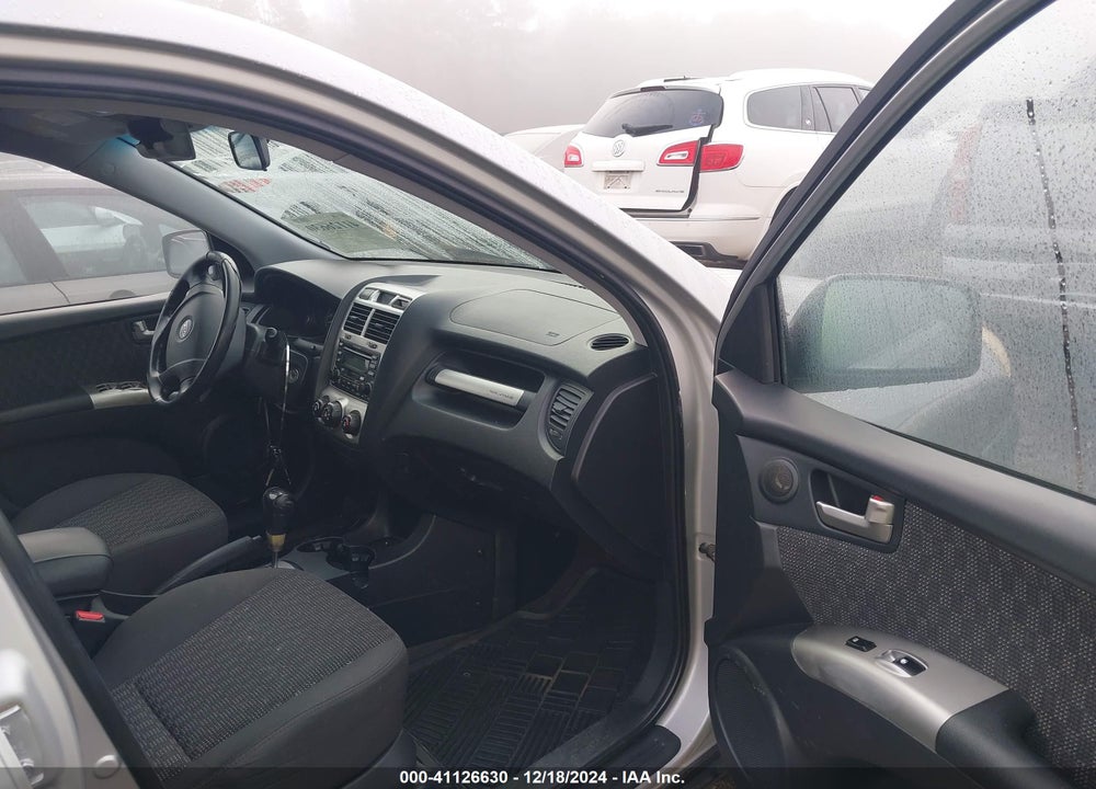 2007 KIA SPORTAGE LX V6 VIN: KNDJF723177303910