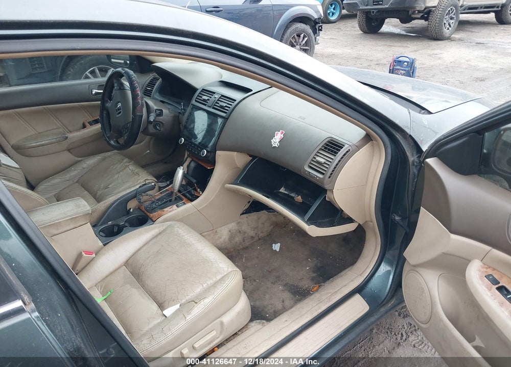2004 HONDA ACCORD 3.0 EX VIN: 1HGCM66814A055155