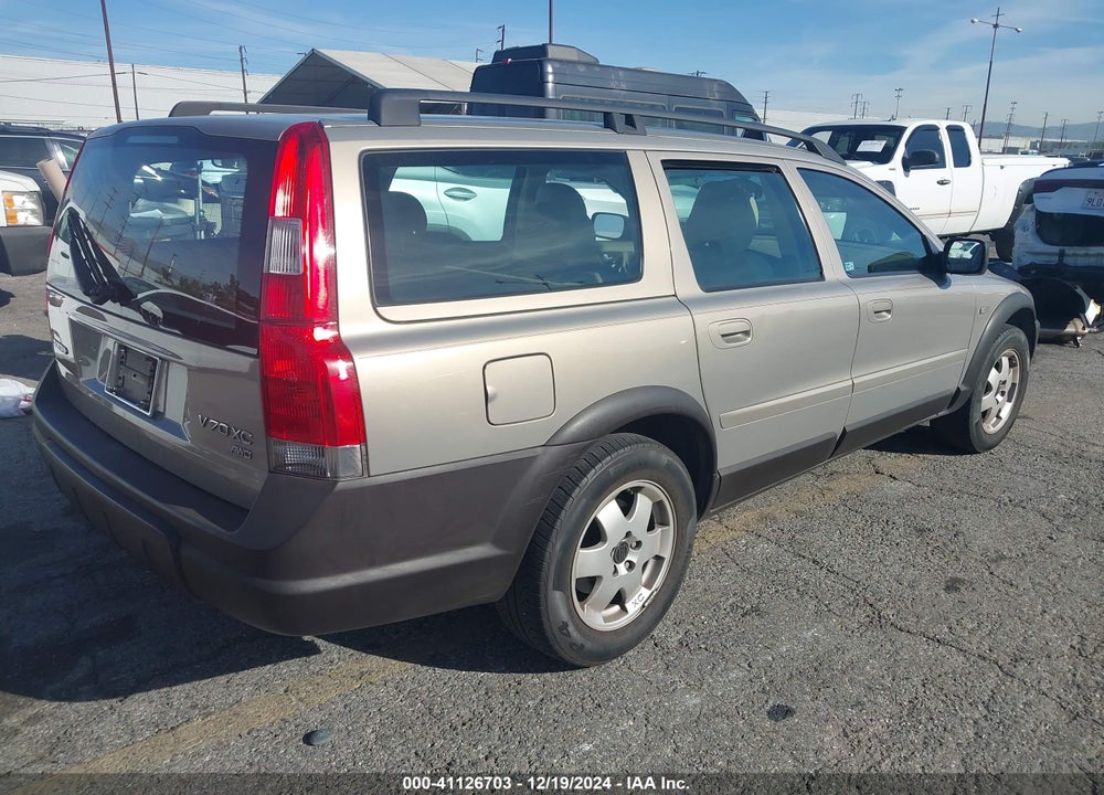 2001 VOLVO V70 XC VIN: YV1SZ58D311023958