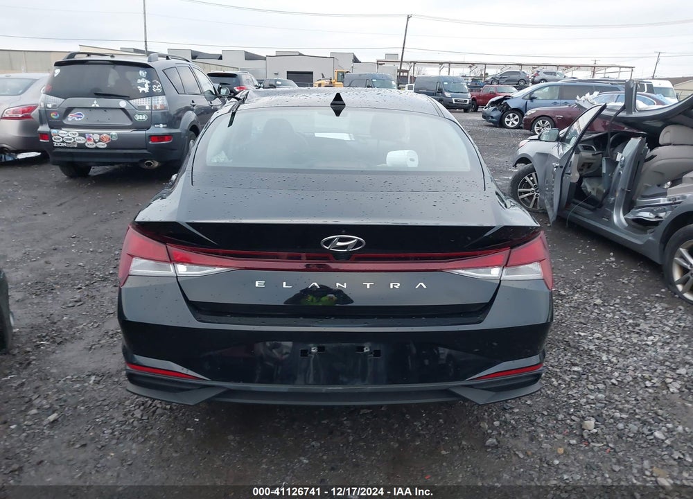 2021 HYUNDAI ELANTRA VIN: KMHLM4AG0MU117348