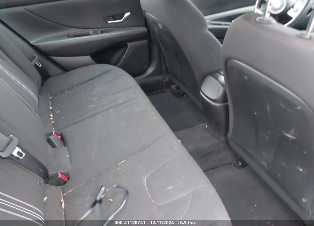 2021 HYUNDAI ELANTRA VIN: KMHLM4AG0MU117348