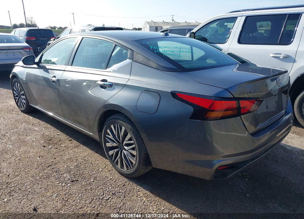 2023 NISSAN ALTIMA SV FWD VIN: 1N4BL4DVXPN335637