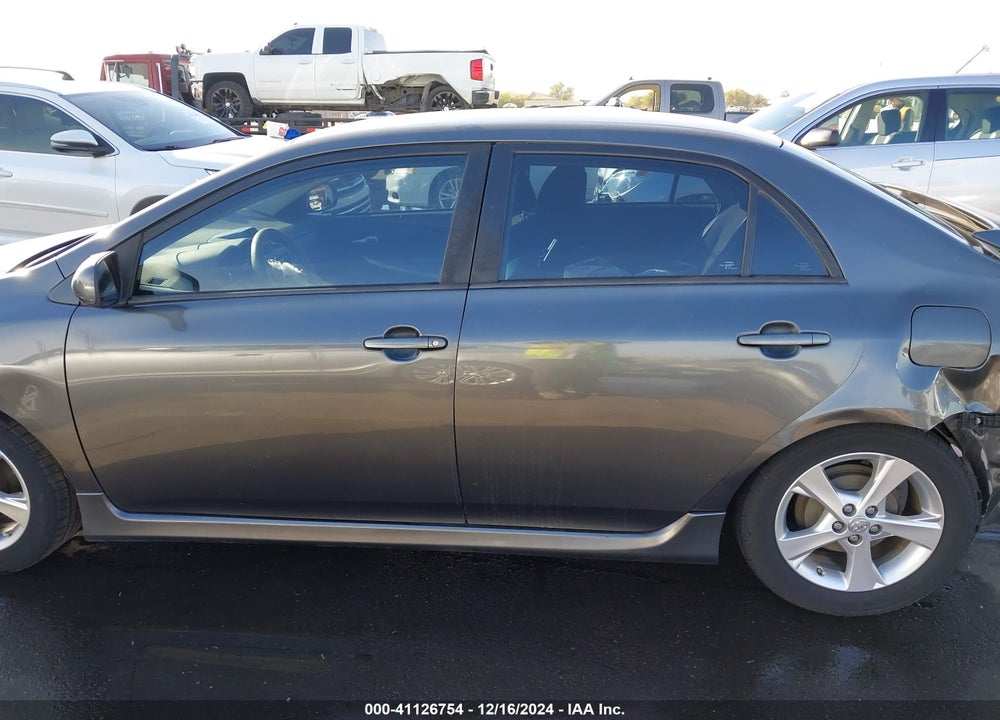2013 TOYOTA COROLLA S VIN: 2T1BU4EE9DC958008