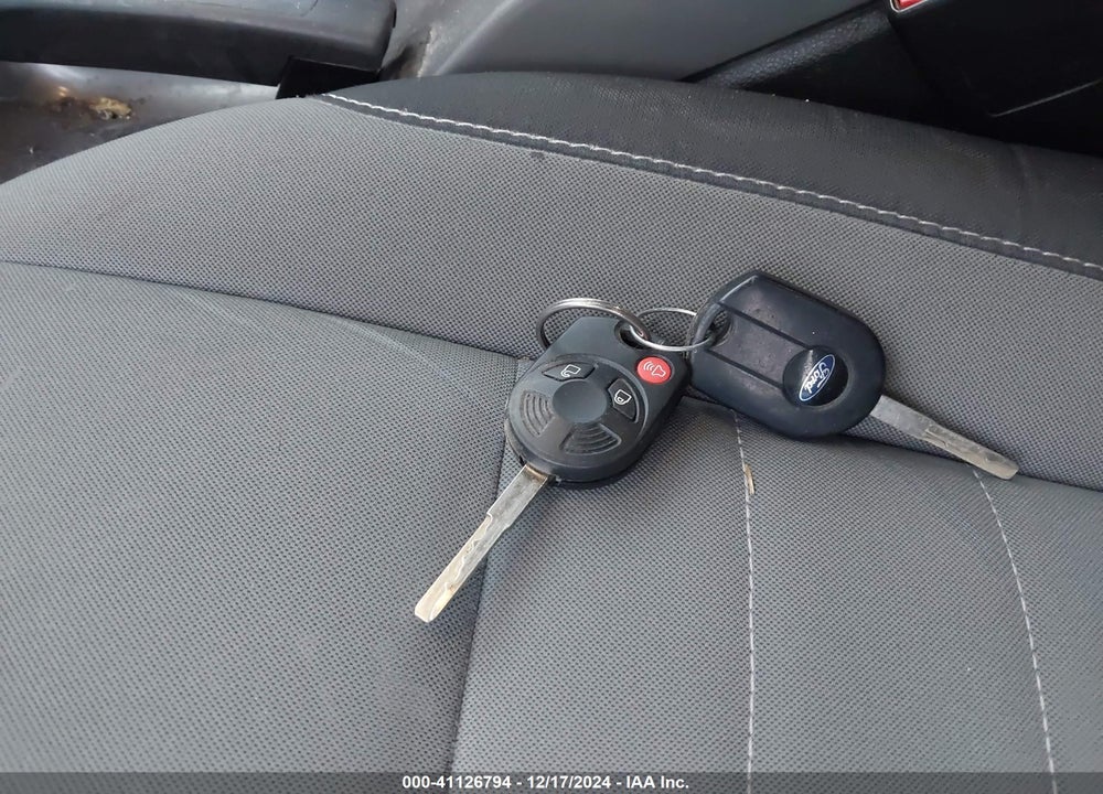 2015 FORD ESCAPE SE VIN: 1FMCU9GX1FUA97859