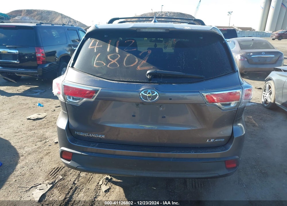 2014 TOYOTA HIGHLANDER LE PLUS V6 VIN: 5TDBKRFH3ES061383