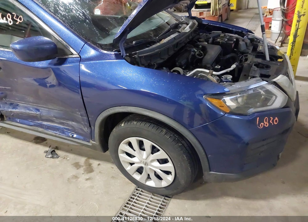 2017 NISSAN ROGUE S VIN: KNMAT2MV0HP590989