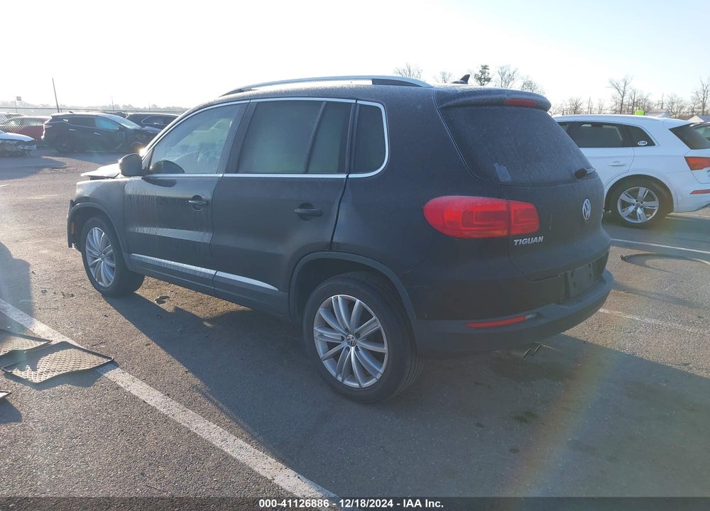 2015 VOLKSWAGEN TIGUAN SE VIN: WVGAV7AX1FW591533