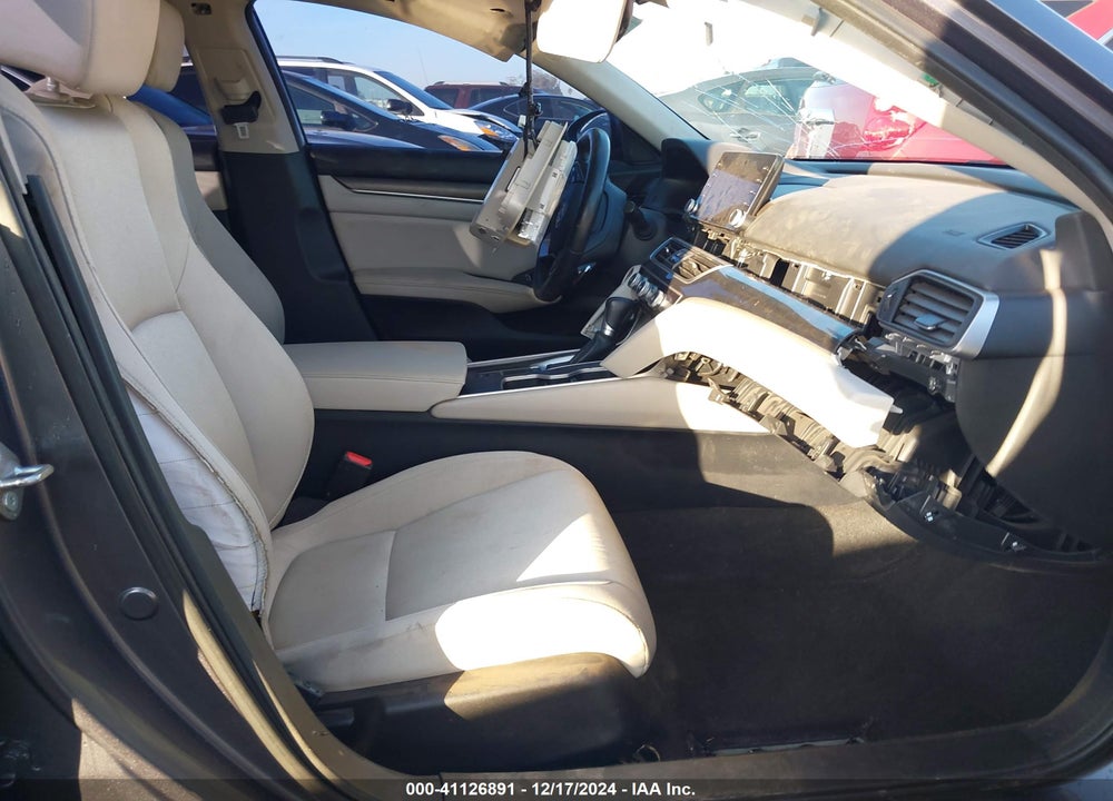 2018 HONDA ACCORD SPORT VIN: 1HGCV1F33JA247709