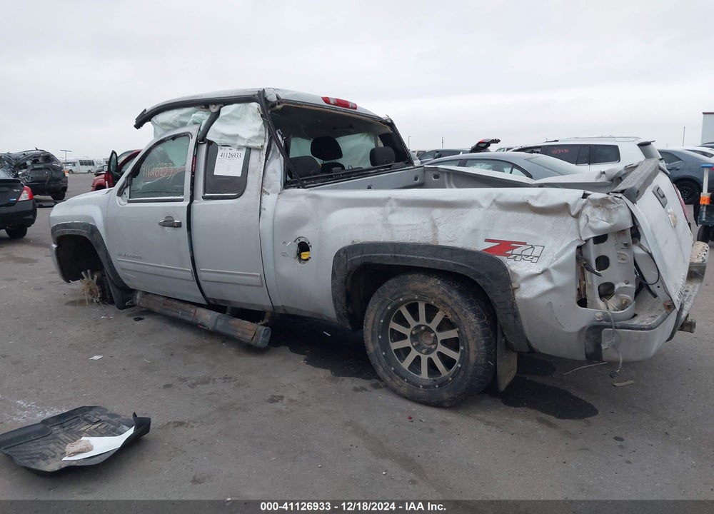 2013 CHEVROLET SILVERADO 1500 LT VIN: 1GCRKSE70DZ226687