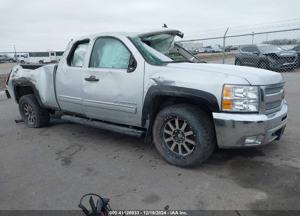 2013 CHEVROLET SILVERADO 1500 LT VIN: 1GCRKSE70DZ226687