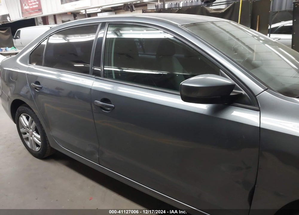 2018 VOLKSWAGEN JETTA 1.4T S VIN: 3VW2B7AJ0JM242916