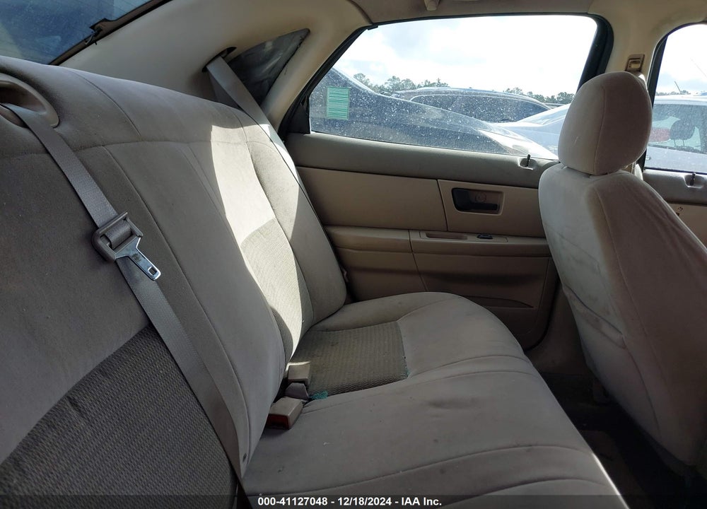 2007 FORD TAURUS VIN: 1FAFP53U77A208386