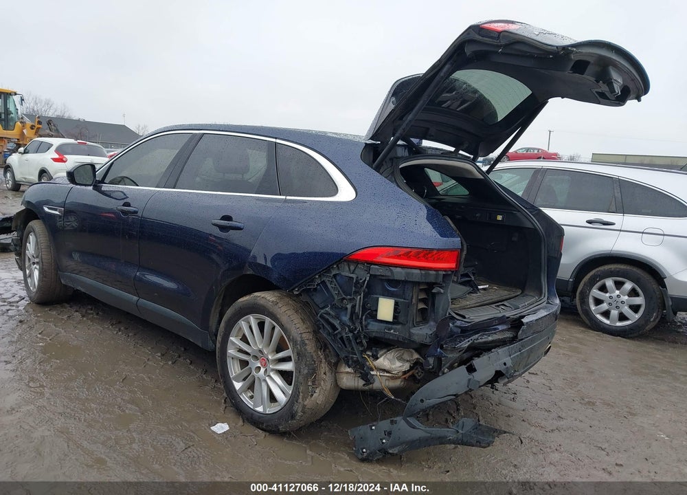 2017 JAGUAR F-PACE 35T PRESTIGE VIN: SADCK2BV9HA069808