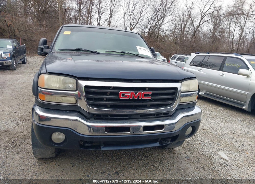 2007 GMC SIERRA 2500HD CLASSIC SLT VIN: 1GTHK23D47F119457
