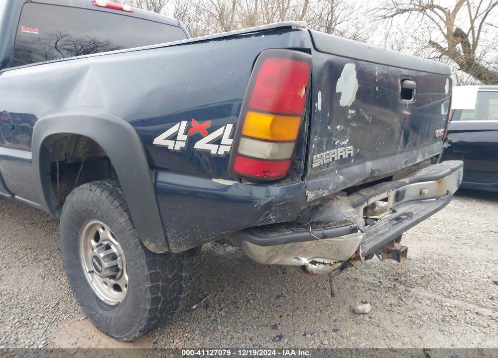 2007 GMC SIERRA 2500HD CLASSIC SLT VIN: 1GTHK23D47F119457