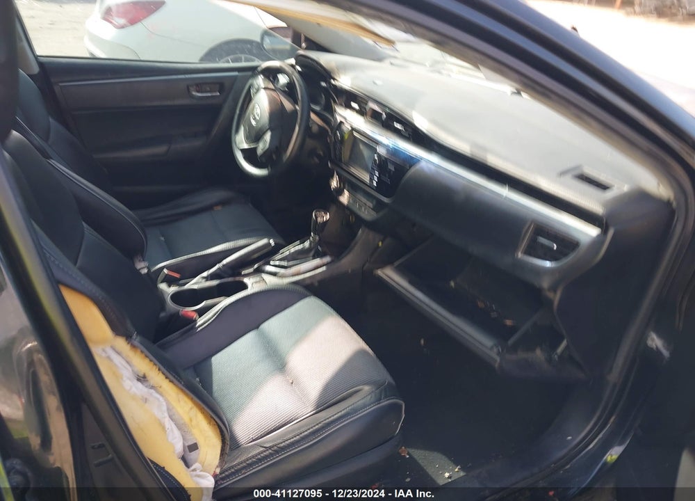 2015 TOYOTA COROLLA VIN: 5YFBURHE2FP322106