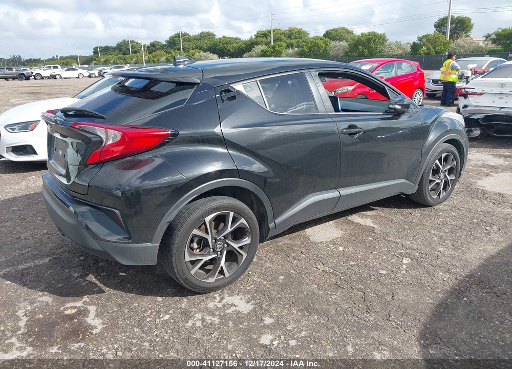 2021 TOYOTA C-HR XLE VIN: NMTKHMBX9MR122554
