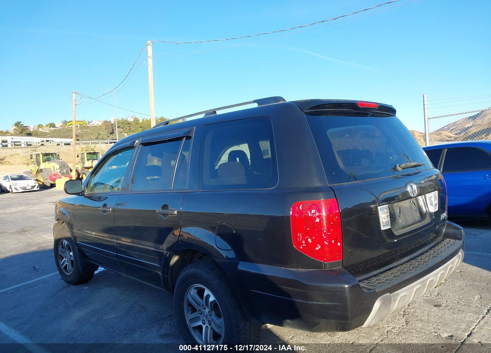 2005 HONDA PILOT EX VIN: 5FNYF18495B001154