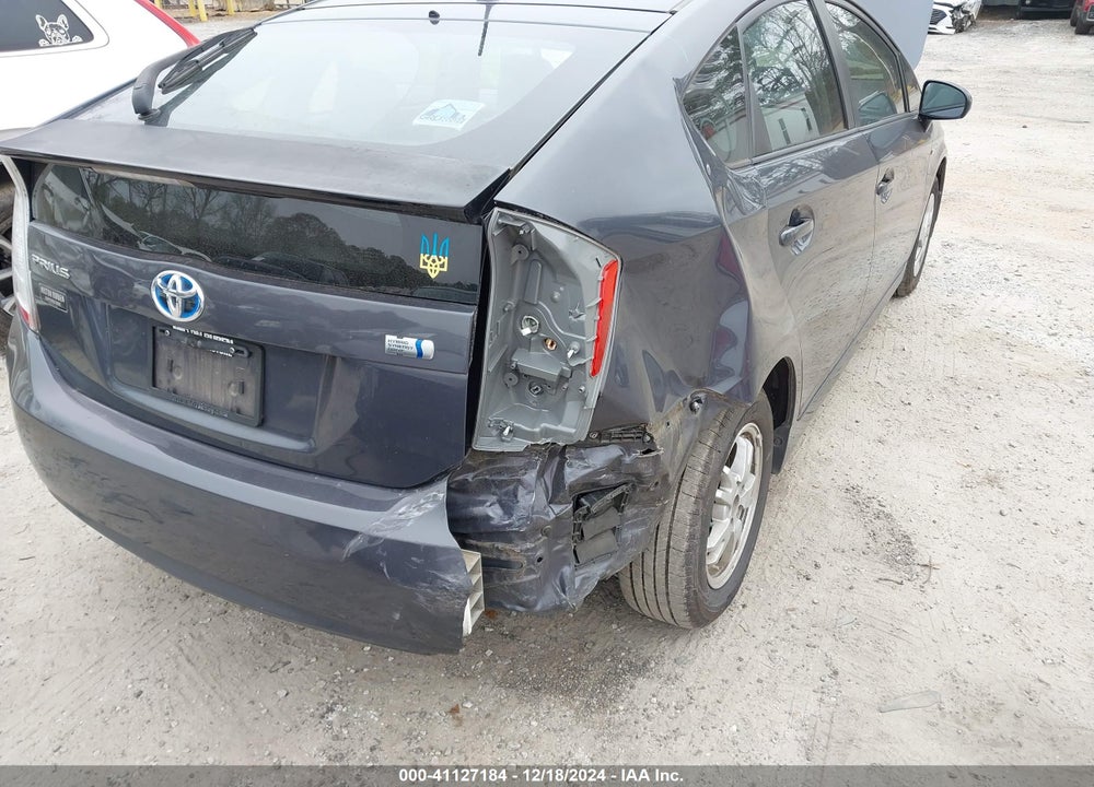 2011 TOYOTA PRIUS TWO VIN: JTDKN3DU6B0298145