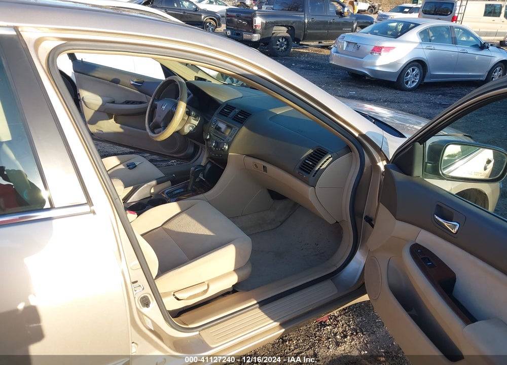 2007 HONDA ACCORD 2.4 EX VIN: 1HGCM56747A072313