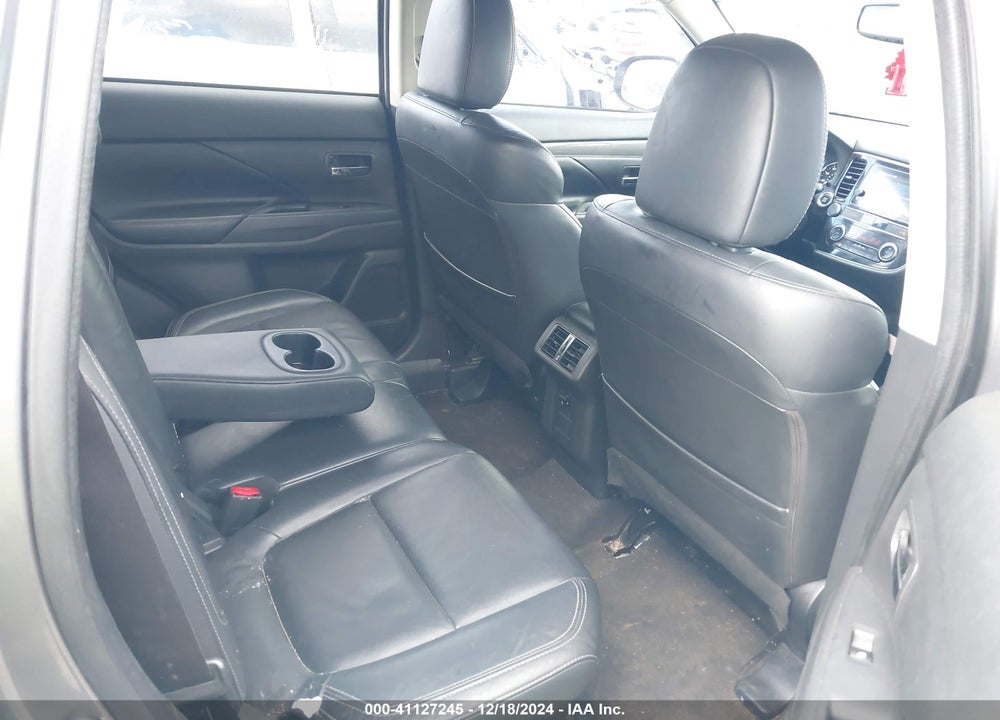 2019 MITSUBISHI OUTLANDER SEL VIN: JA4AZ3A35KZ039437