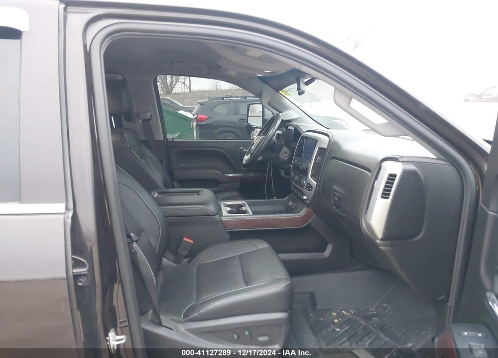 2018 GMC SIERRA 2500HD VIN: 1GT12TEY8JF277900