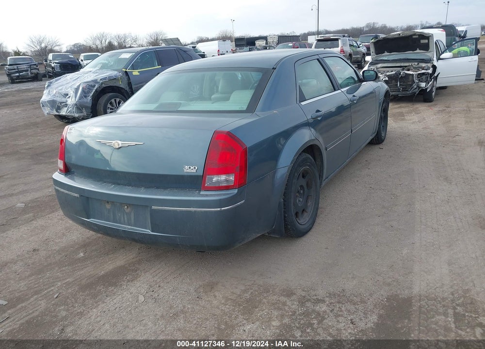 2005 CHRYSLER 300 TOURING VIN: 2C3AA53G15H652477