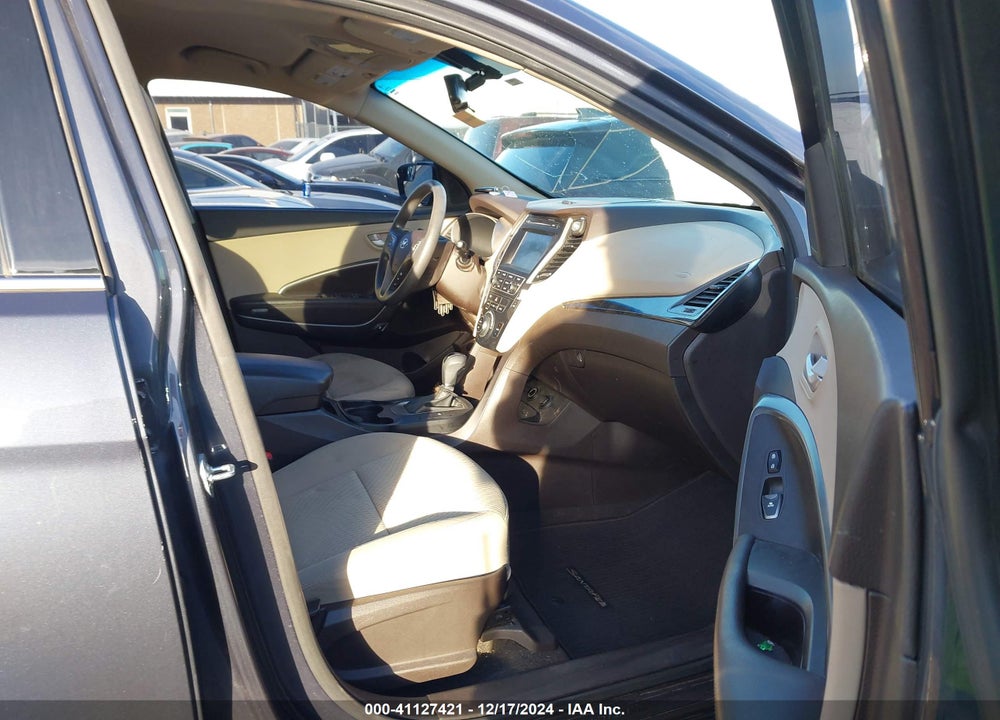 2017 HYUNDAI SANTA FE SPORT 2.4L VIN: 5NMZU3LBXHH051625