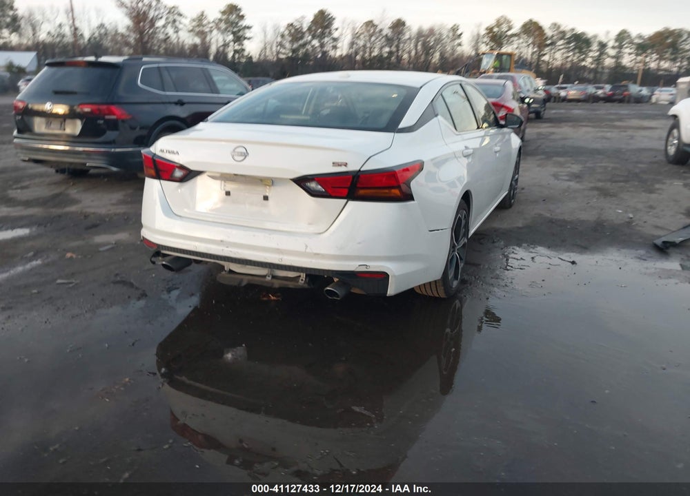 2024 NISSAN ALTIMA SR FWD VIN: 1N4BL4CV3RN387874