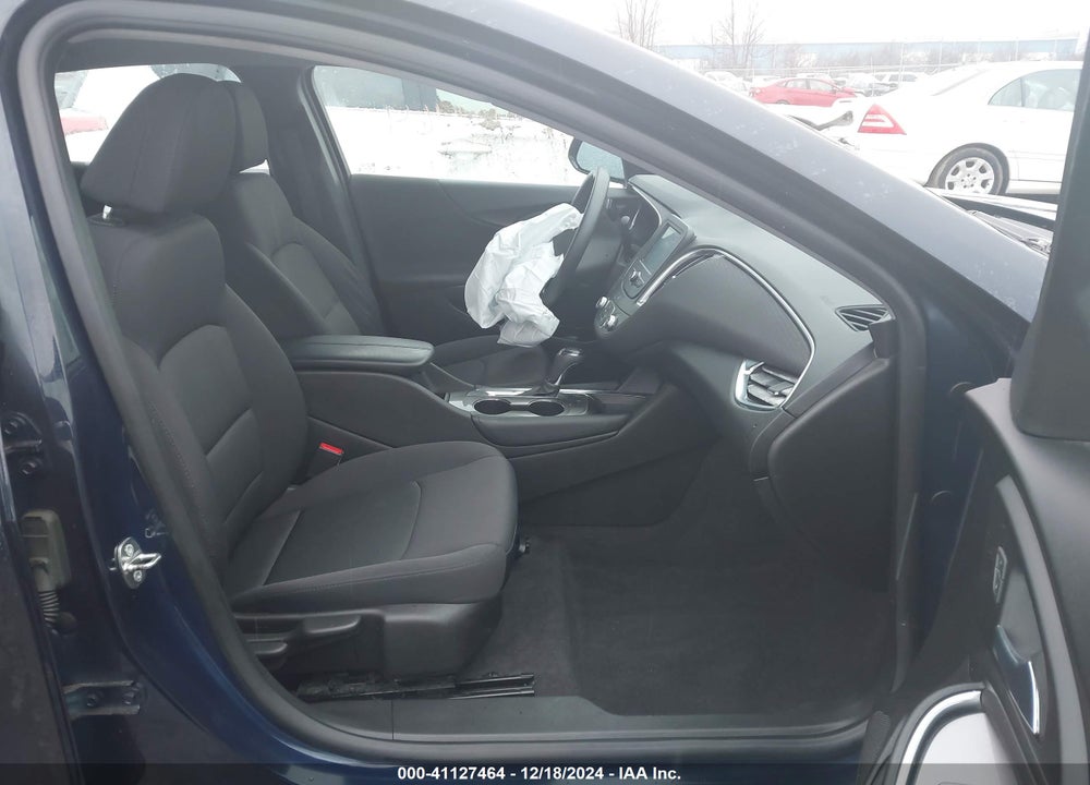 2017 CHEVROLET MALIBU 1LT VIN: 1G1ZE5ST1HF221301