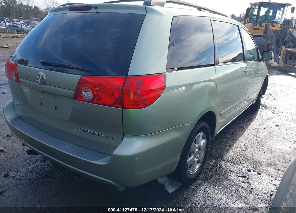 2008 TOYOTA SIENNA XLE VIN: 5TDZK22C18S166900