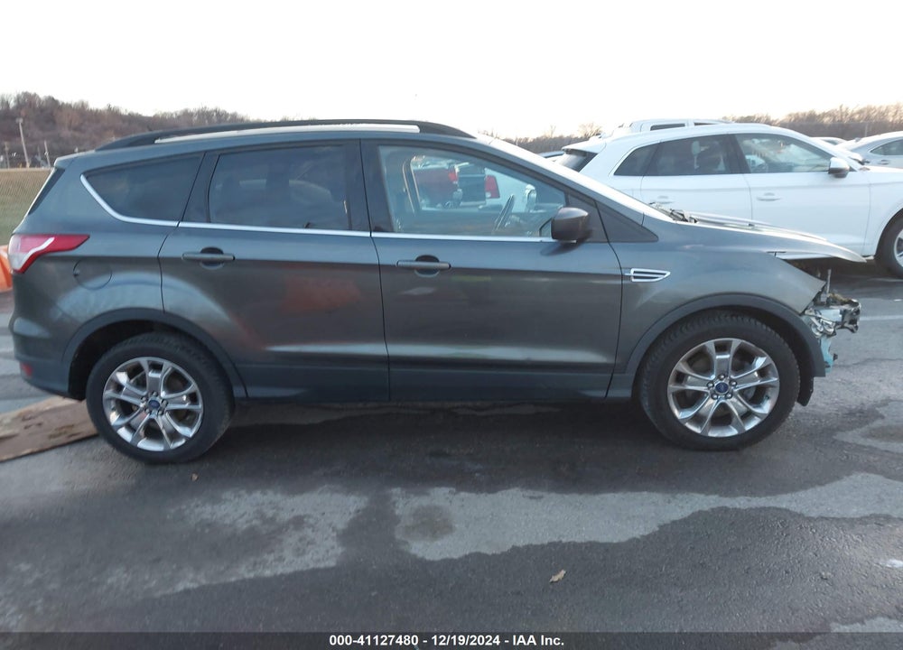 2015 FORD ESCAPE SE VIN: 1FMCU0GX5FUA52077