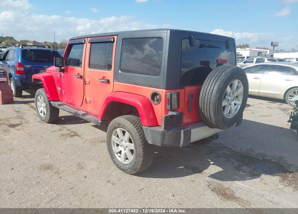 2013 JEEP WRANGLER UNLIMITED SAHARA VIN: 1C4BJWEG8DL663559