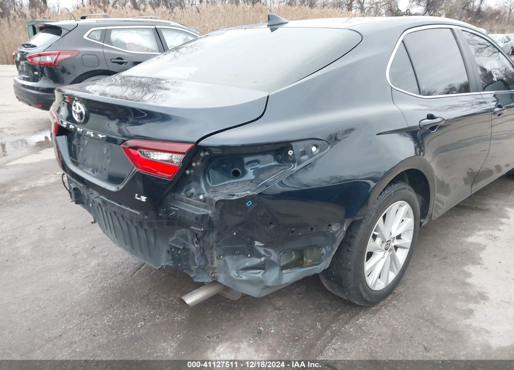 2021 TOYOTA CAMRY LE VIN: 4T1R11AK8MU513856