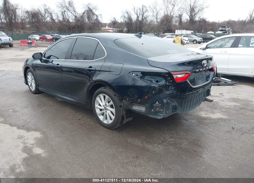 2021 TOYOTA CAMRY LE VIN: 4T1R11AK8MU513856