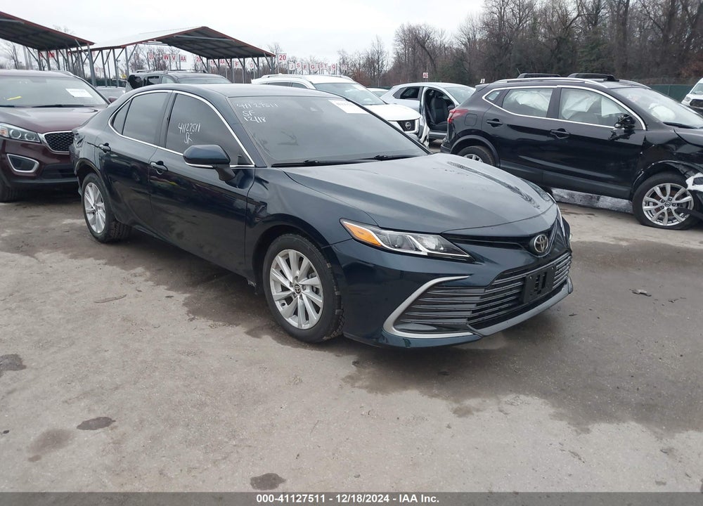 2021 TOYOTA CAMRY LE VIN: 4T1R11AK8MU513856