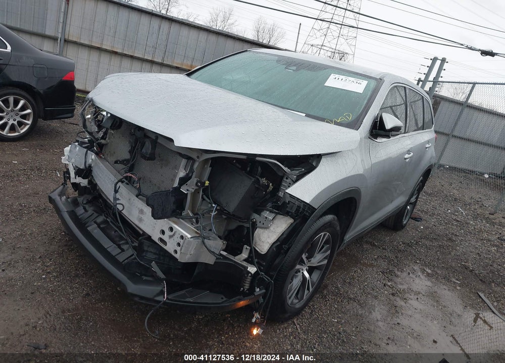 2019 TOYOTA HIGHLANDER LE PLUS VIN: 5TDZZRFH0KS293817