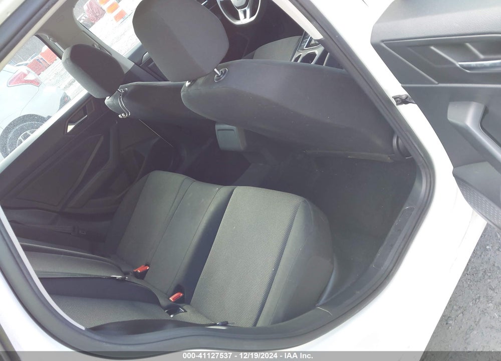 2019 VOLKSWAGEN JETTA VIN: 3VWC57BU5KM138301