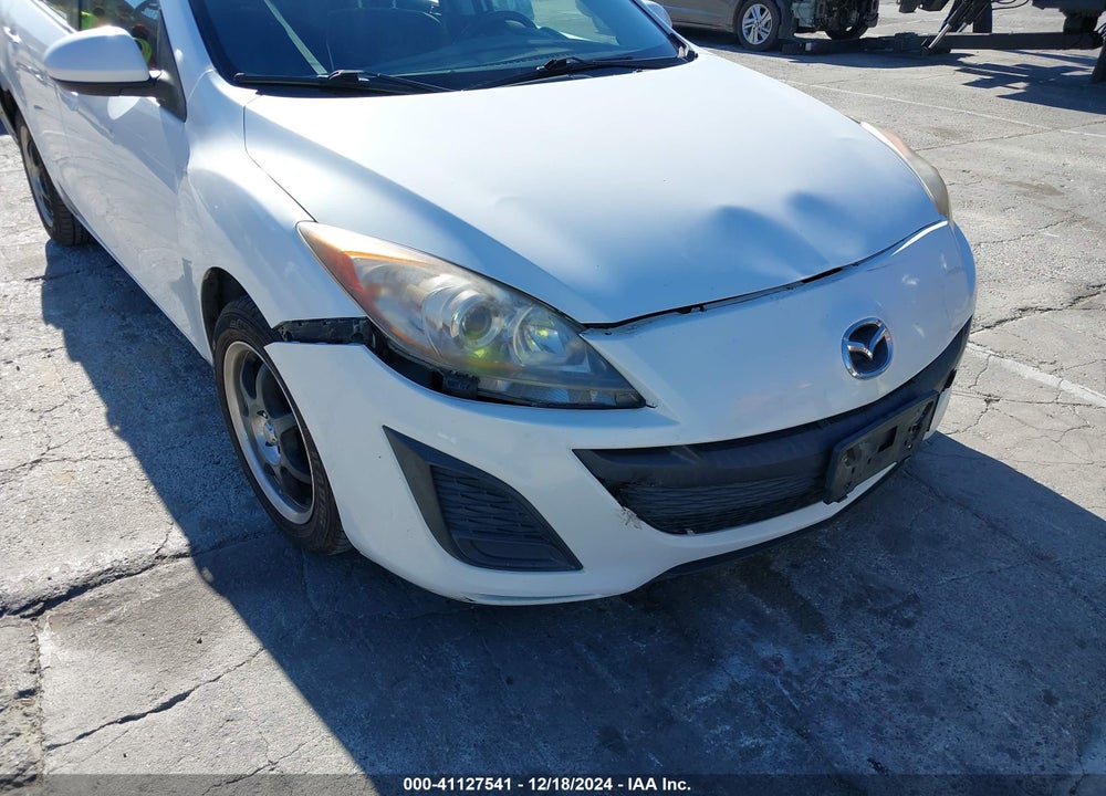 2010 MAZDA 3 I TOURING VIN: JM1BL1SG2A1240372